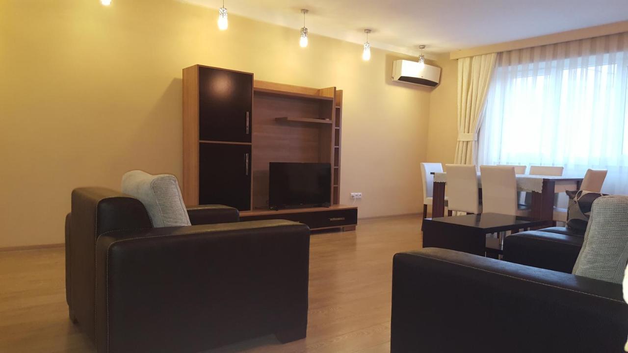 Apartment Rustaveli 1 Tbilisi Zewnętrze zdjęcie