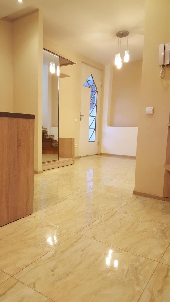 Apartment Rustaveli 1 Tbilisi Zewnętrze zdjęcie